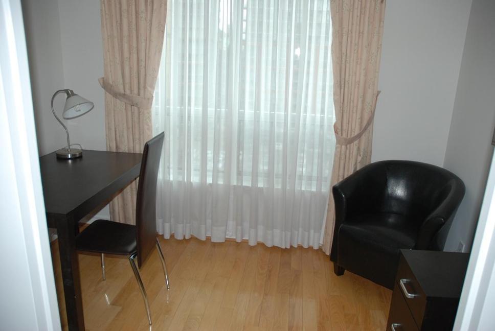 Toronto Luxury Accommodations - Qwest Ngoại thất bức ảnh