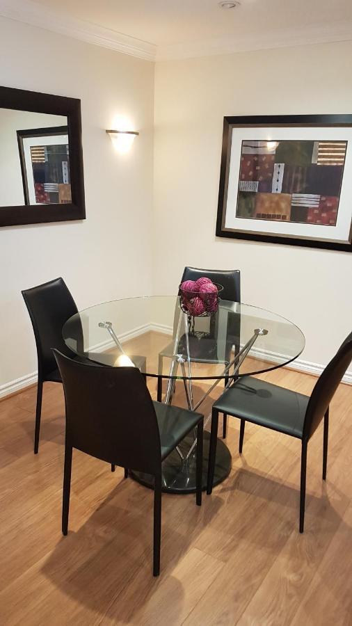 Toronto Luxury Accommodations - Qwest Ngoại thất bức ảnh