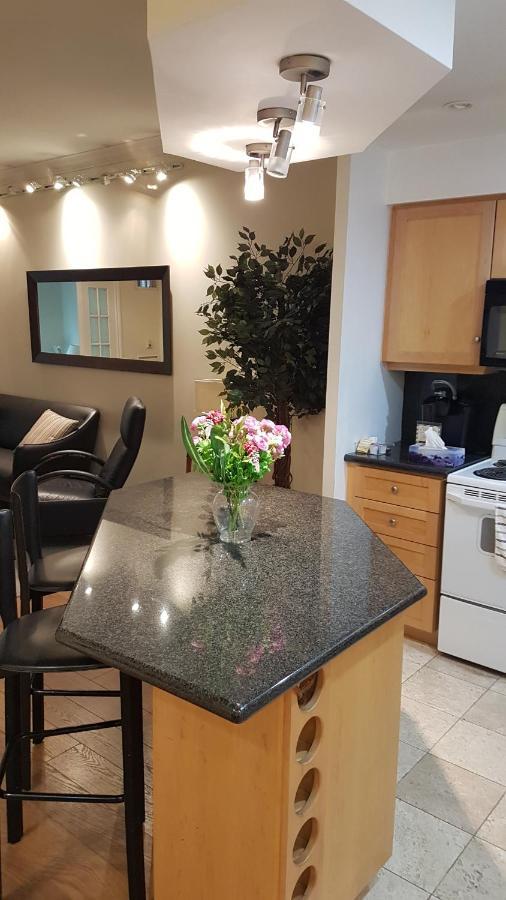 Toronto Luxury Accommodations - Qwest Ngoại thất bức ảnh