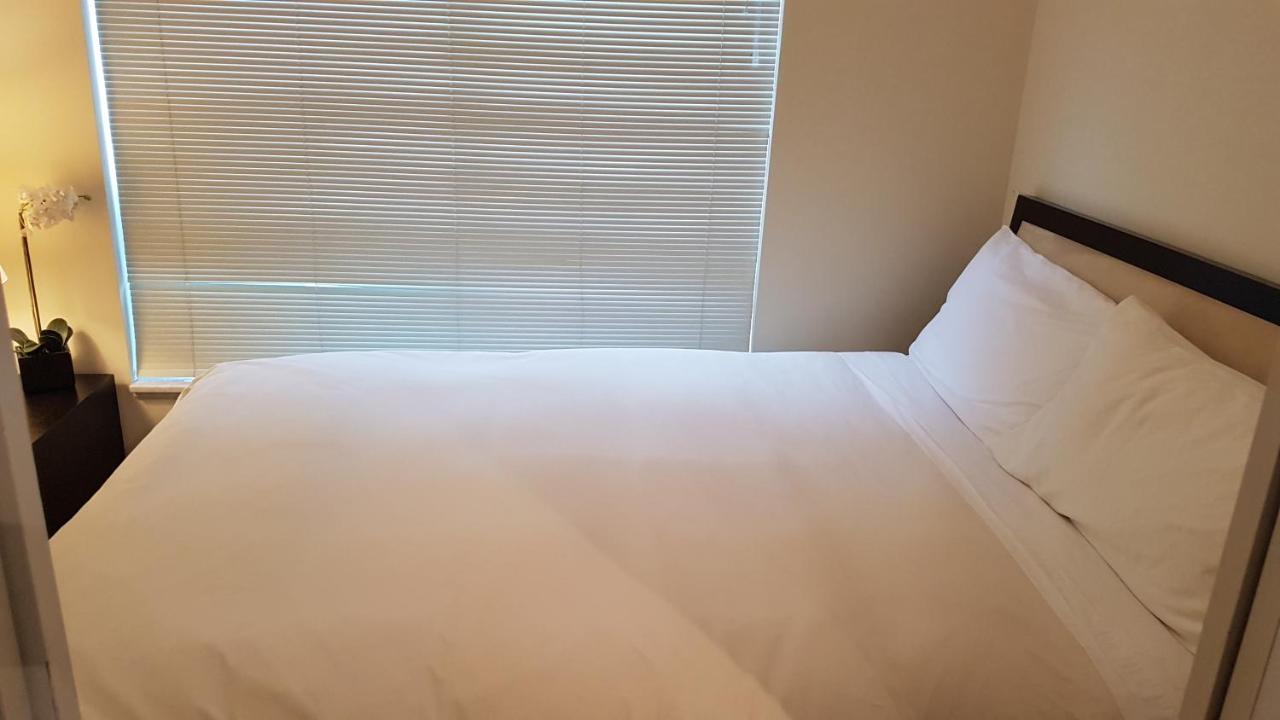 Toronto Luxury Accommodations - Qwest Ngoại thất bức ảnh