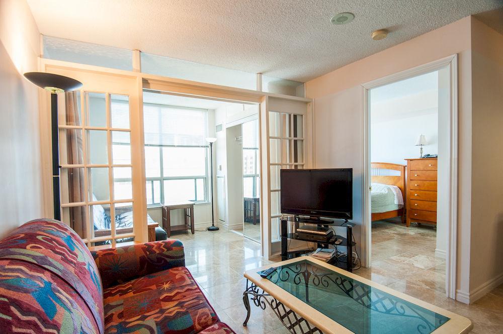 Toronto Luxury Accommodations - Qwest Ngoại thất bức ảnh