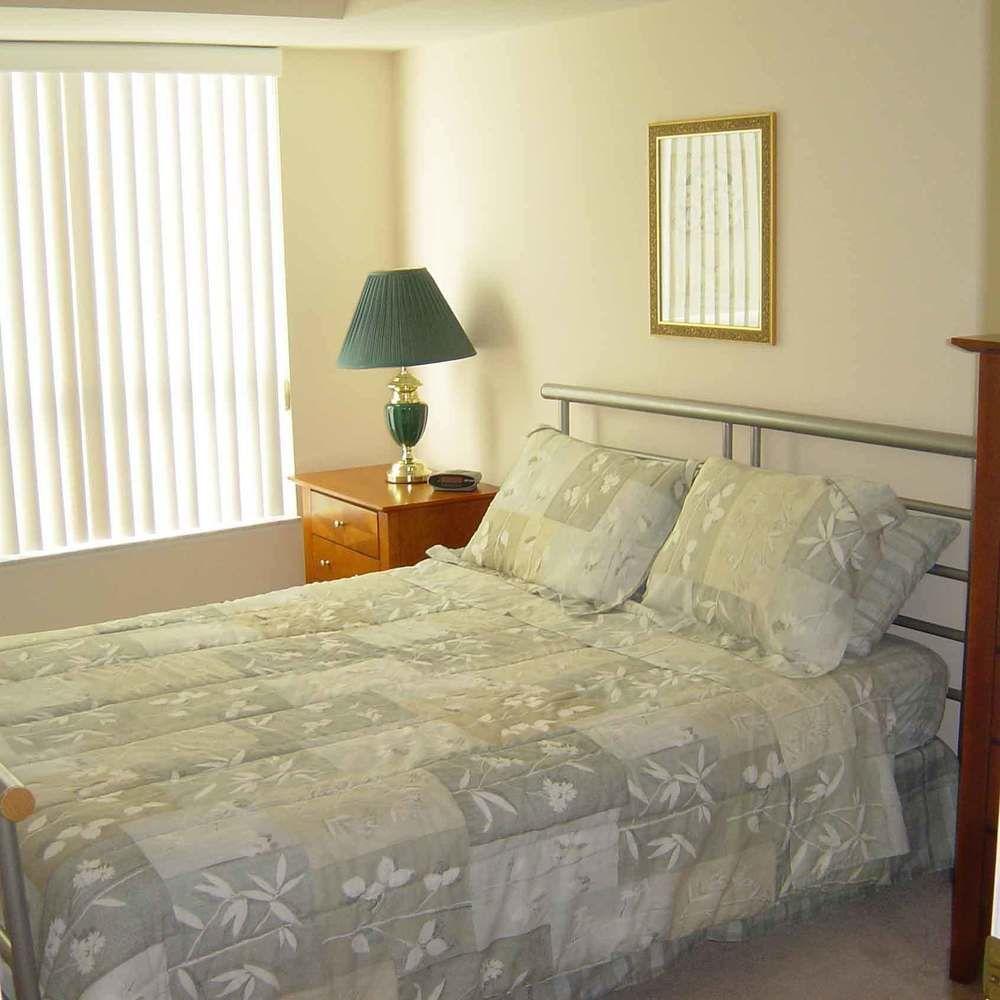 Toronto Luxury Accommodations - Qwest Ngoại thất bức ảnh