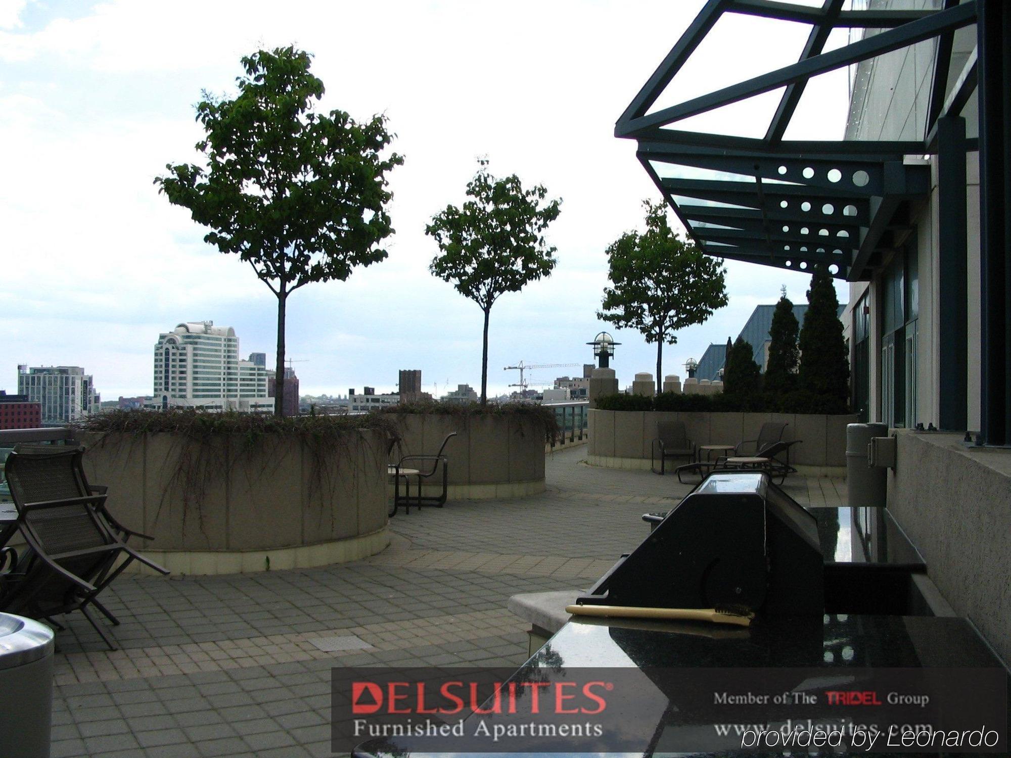 Toronto Luxury Accommodations - Qwest Ngoại thất bức ảnh