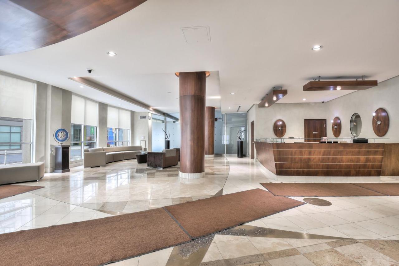 Toronto Luxury Accommodations - Qwest Ngoại thất bức ảnh