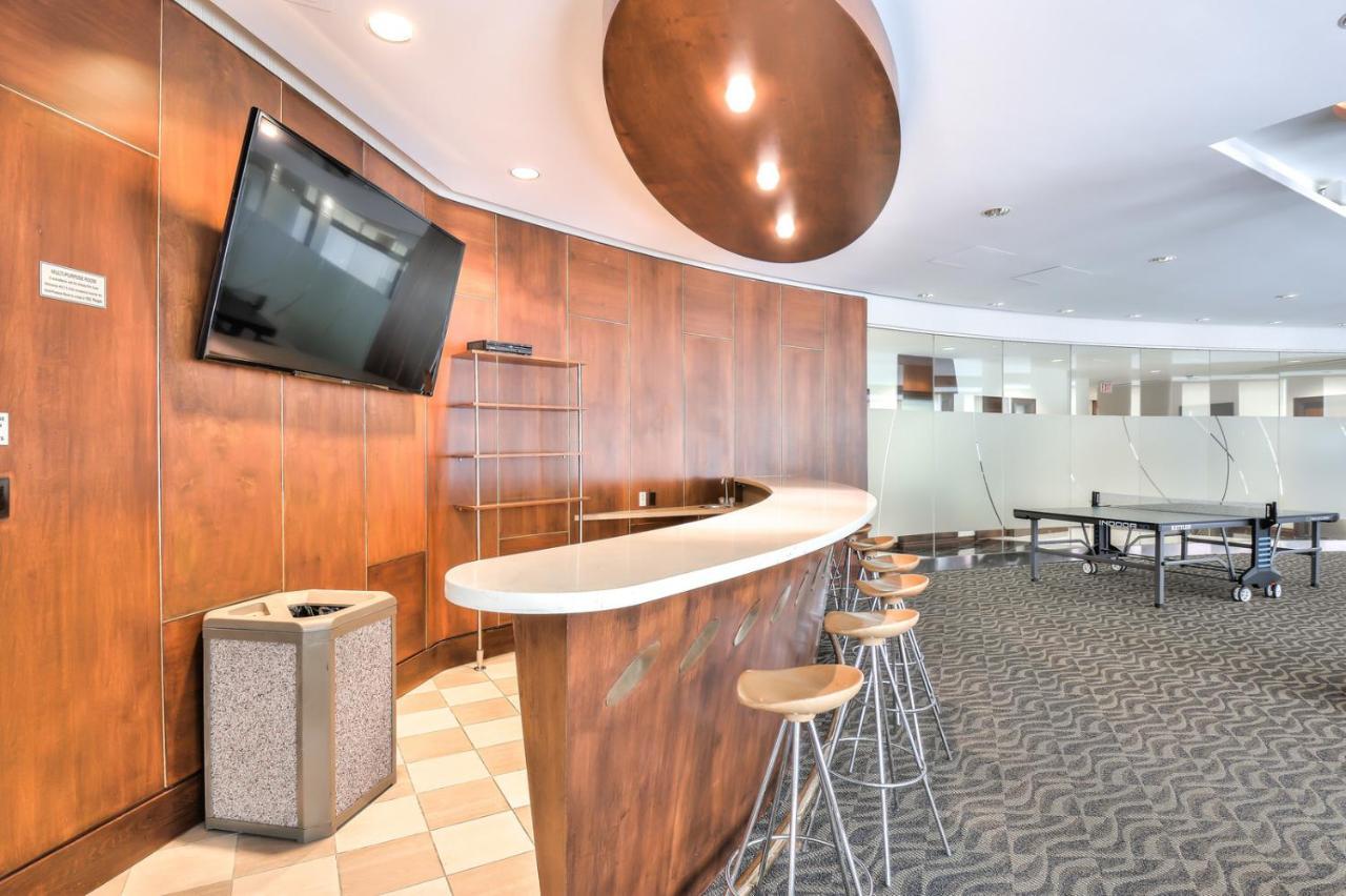 Toronto Luxury Accommodations - Qwest Ngoại thất bức ảnh